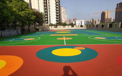 探究PVC塑膠地闆在人流量大場所鋪設的優越性能!